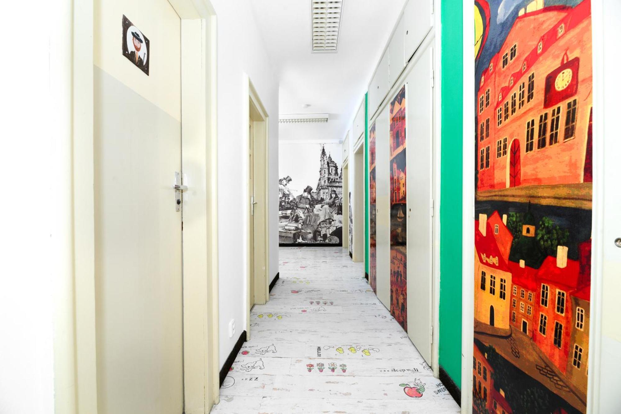 Benedikt City Center Hostel Praha Eksteriør bilde